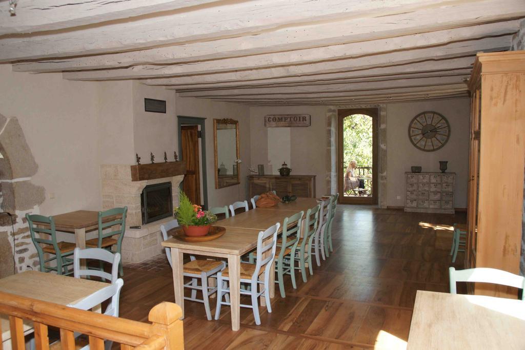 ブサック Mas Del Lum Bed & Breakfast エクステリア 写真